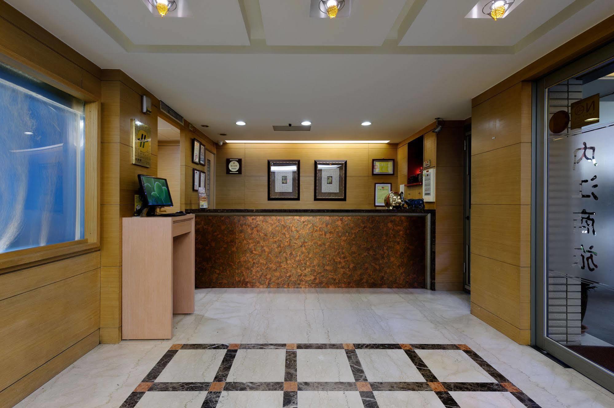Nei Jiang Hotel Taipeh Exterior foto